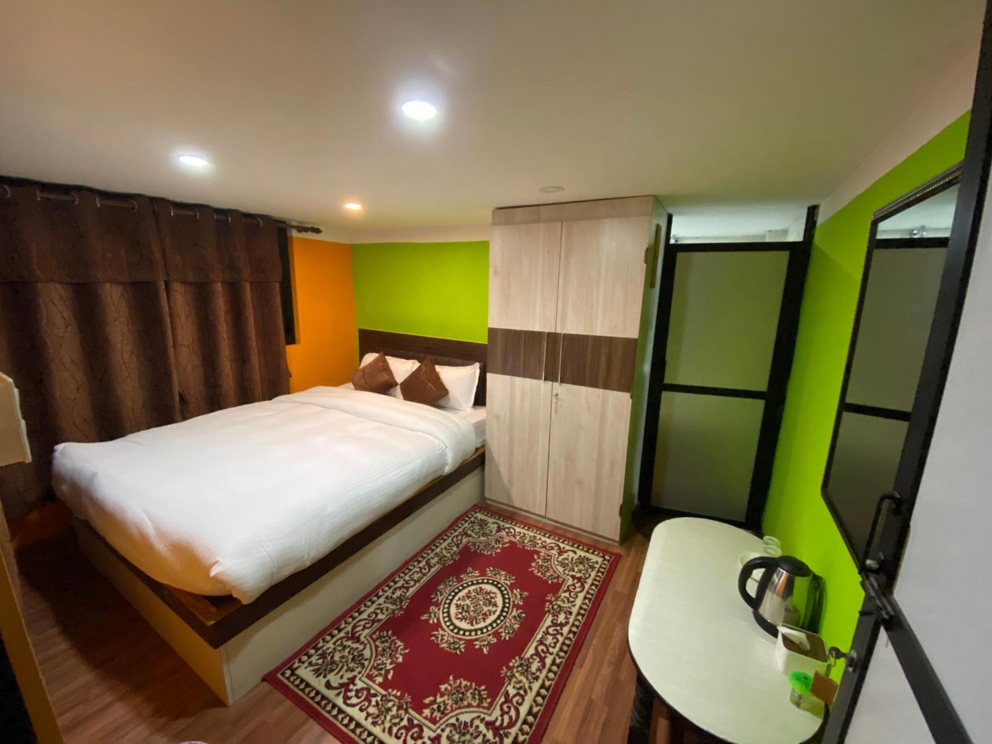 Chareli Resort Nagarkot Luaran gambar