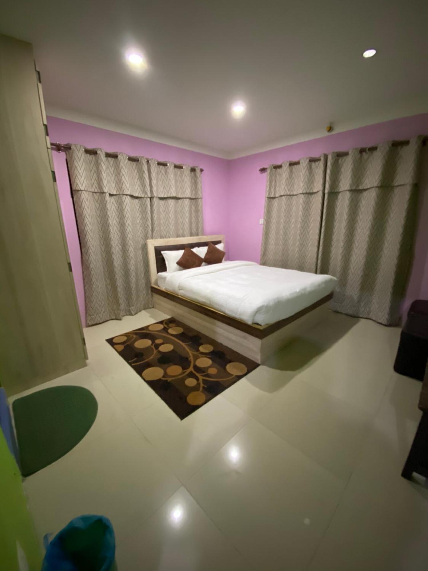 Chareli Resort Nagarkot Luaran gambar
