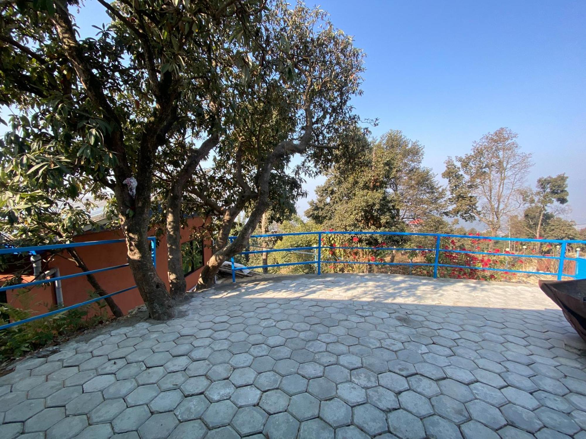 Chareli Resort Nagarkot Luaran gambar