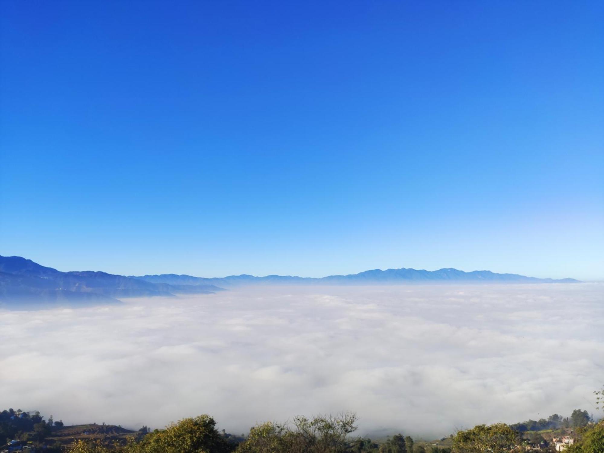 Chareli Resort Nagarkot Luaran gambar