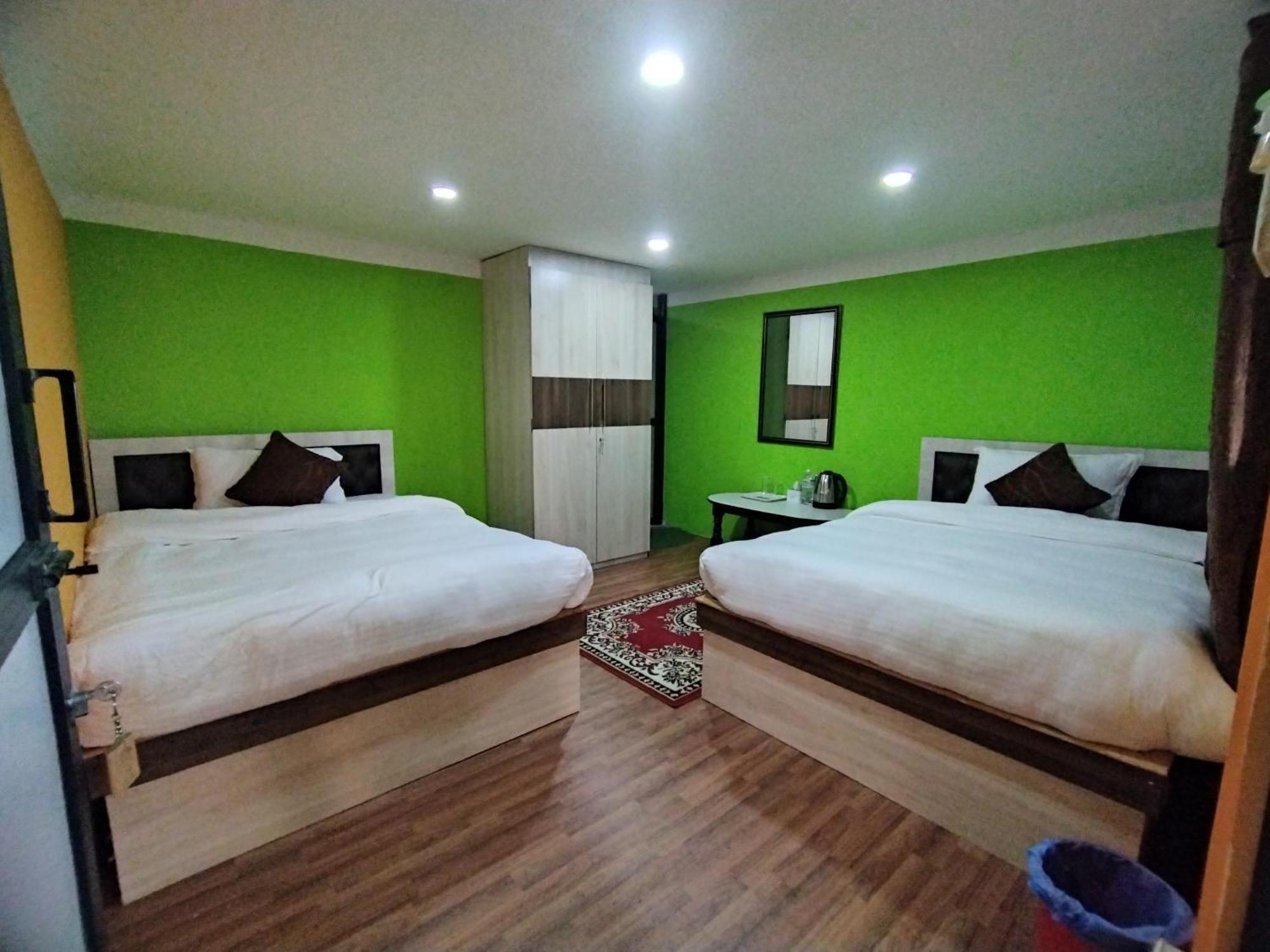 Chareli Resort Nagarkot Luaran gambar